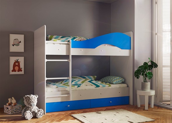 Кровать двухъярусная Мая с 2 ящиками на щитах, корпус Млечный дуб, фасад Синий в Чебоксарах - изображение